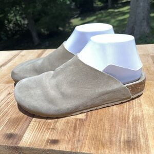 Seychelles Women's New Routine Mule Taupe Suede Clogs Sz 6